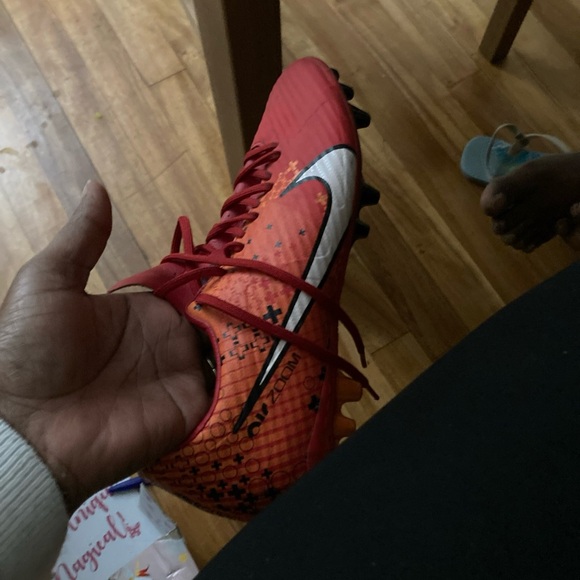 Nike Mercurial Vapor 15 Academy MDS AG 'FD1160-600 Men’s Size 6 (used) - Picture 4 of 4